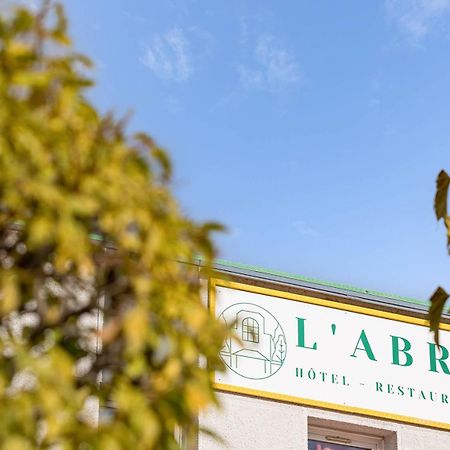 Logis Hotel Restaurant L'Abri Blavozy Exterior foto